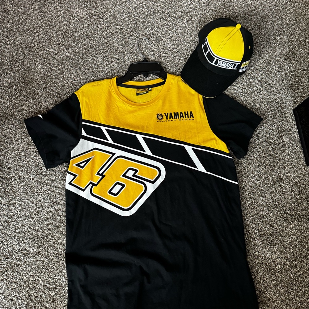 Yamaha Champion Edition race shirt and hat